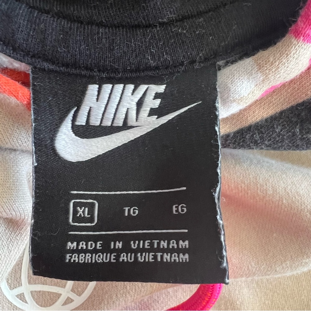 Nike Floral Print Hoodie in Beige, Pink, Orange, Black, White - Picture 2 of 15